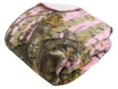 Regal Comfort Sherpa Luxury Throw Blanket, The Woods Camo, Pink